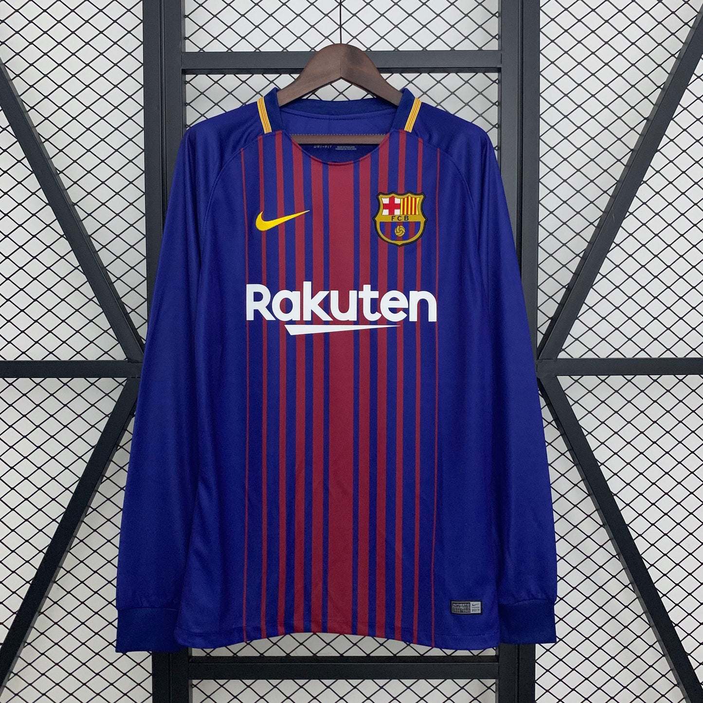 BARCELONA I 17/18 HOMBRE (RETRO) MANGA LARGA