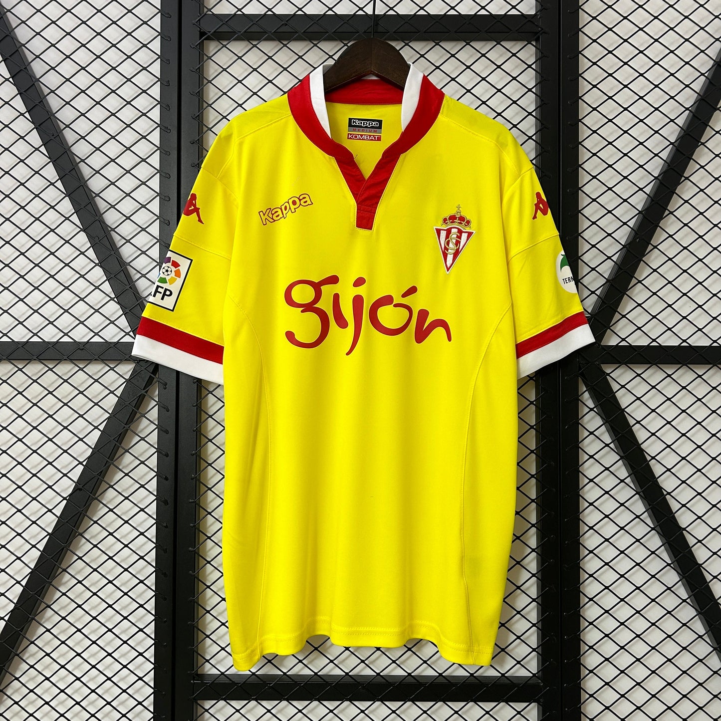 GIJĂN I 15/16 HOMBRE (RETRO)