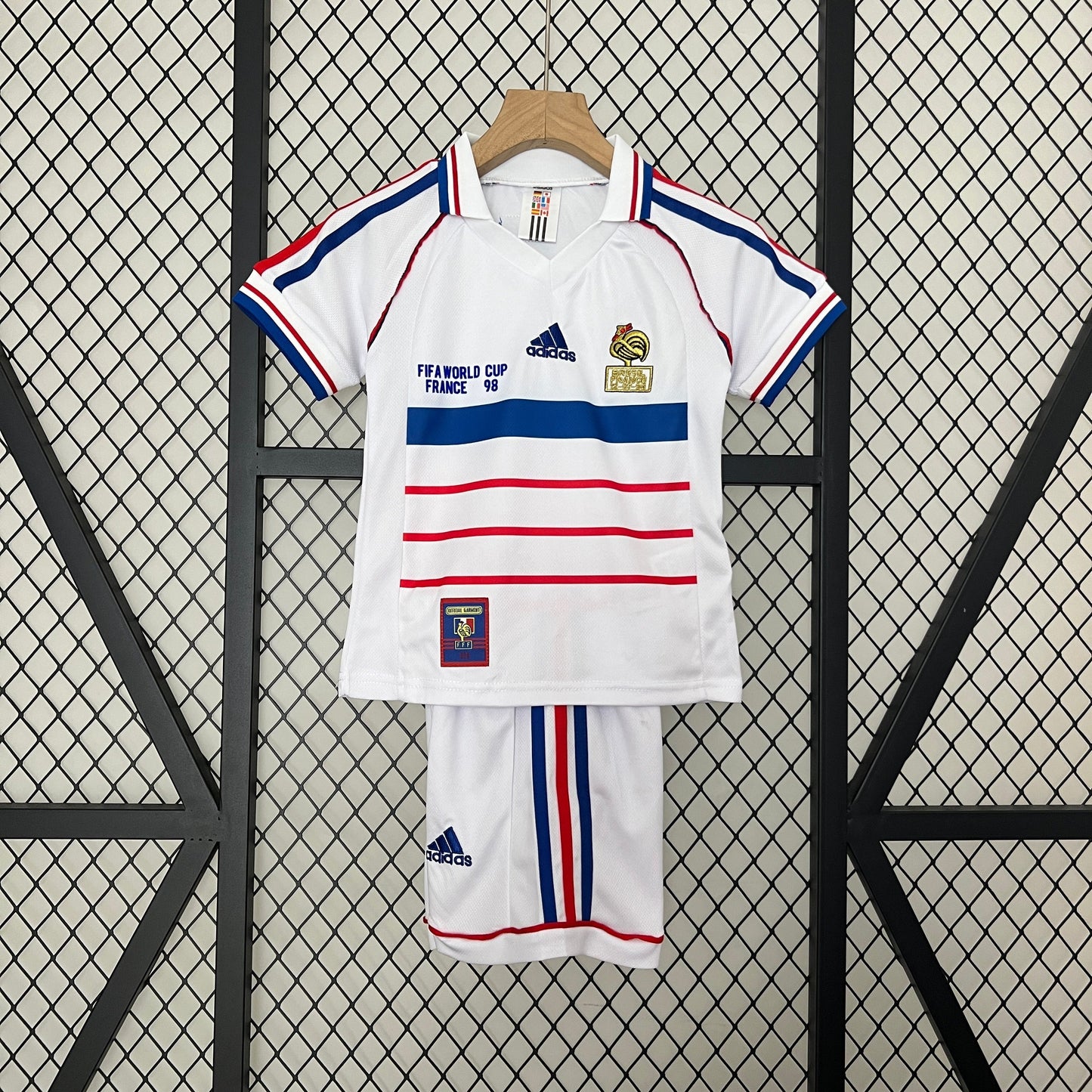 FRANCIA ESPECIAL FINAL MUNDIAL II 1998 CONJUNTO INFANTIL (RETRO)