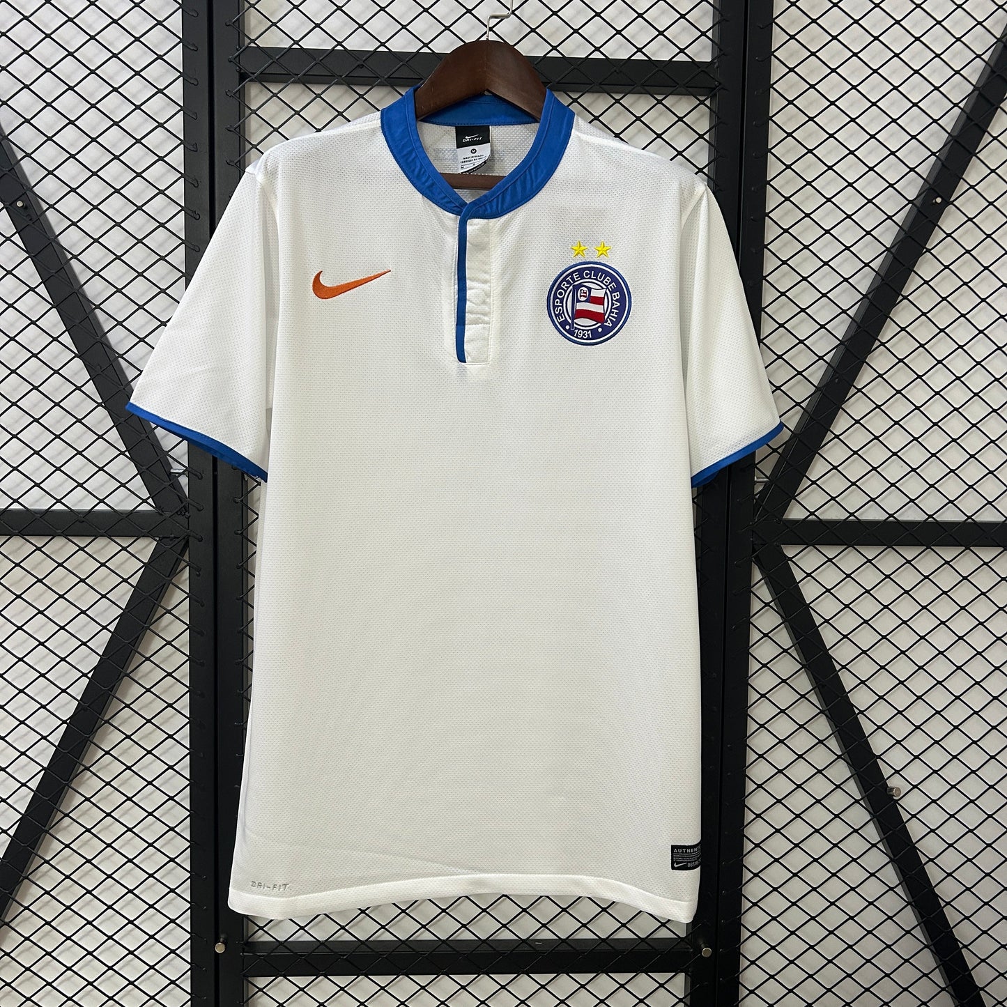 BAHIA II 13/14 HOMBRE (RETRO)