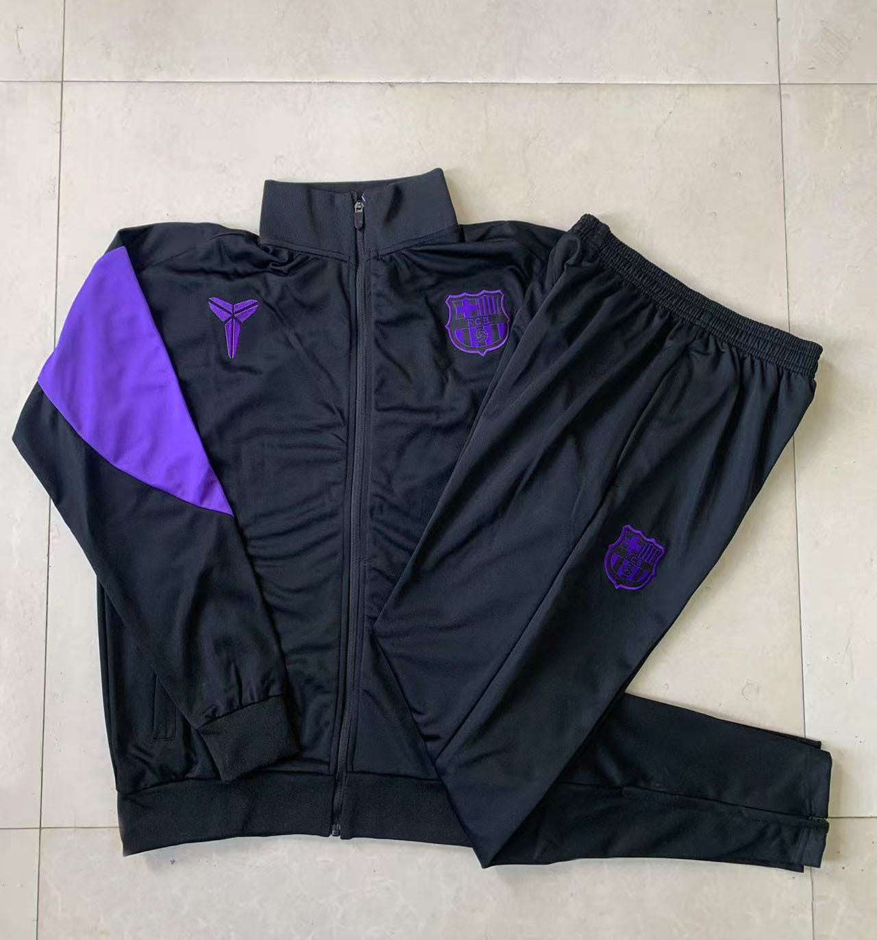 PANTALONES + SUDADERA BARCELONA II 25/26