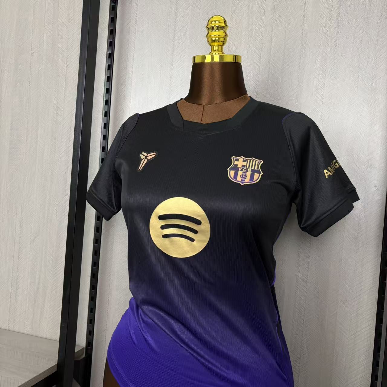 BARCELONA II 26/27 MUJER