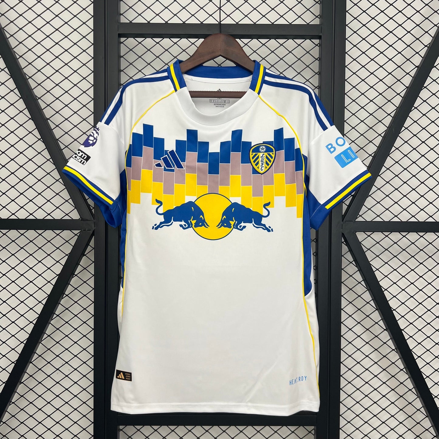 LEEDS III 25/26 HOMBRE