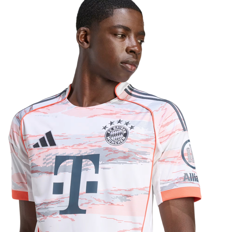 Camiseta Thomas Müller - Bayern de Múnich 25/26 II de Visitante - Versión Aficionado