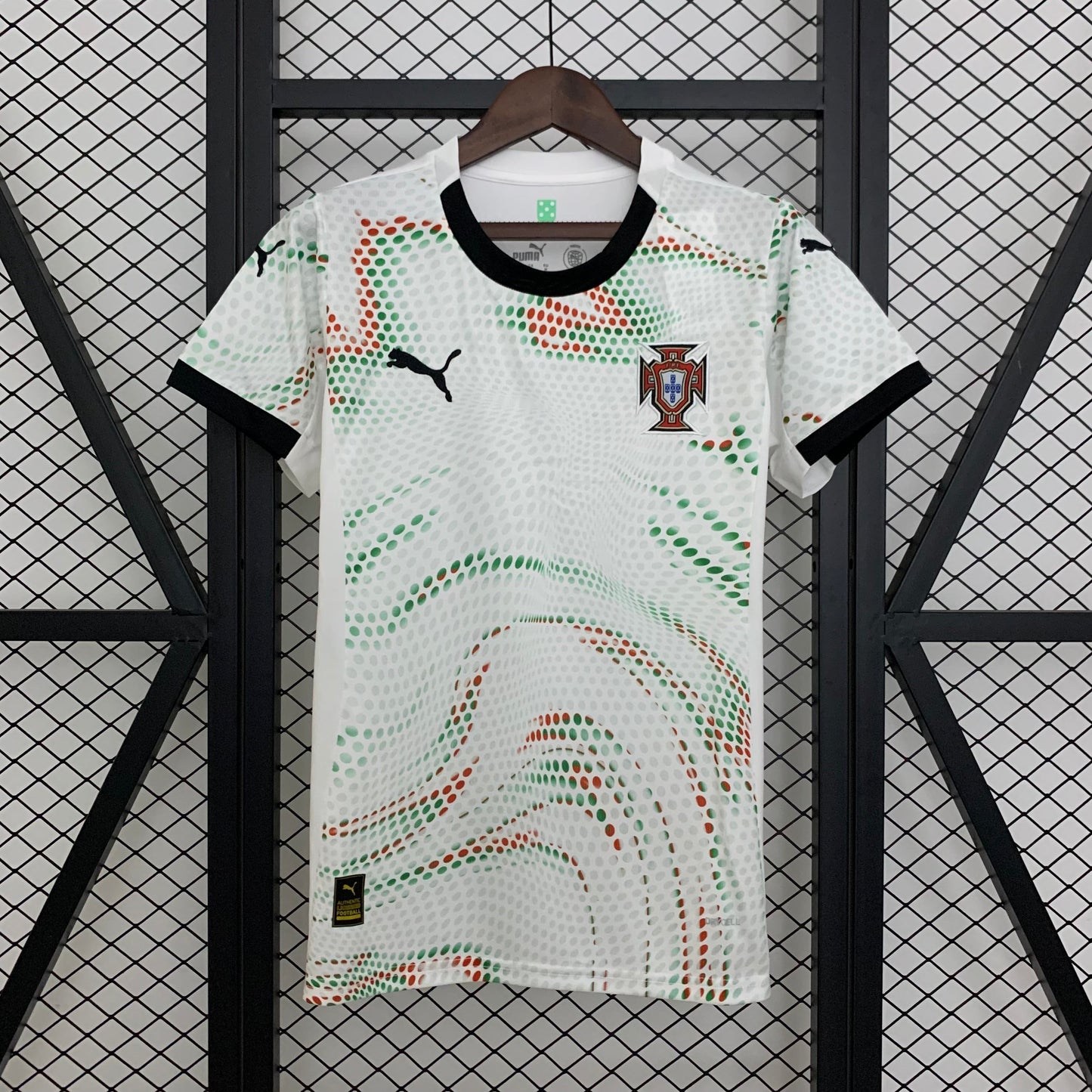 PORTUGAL II 2025 MUJER