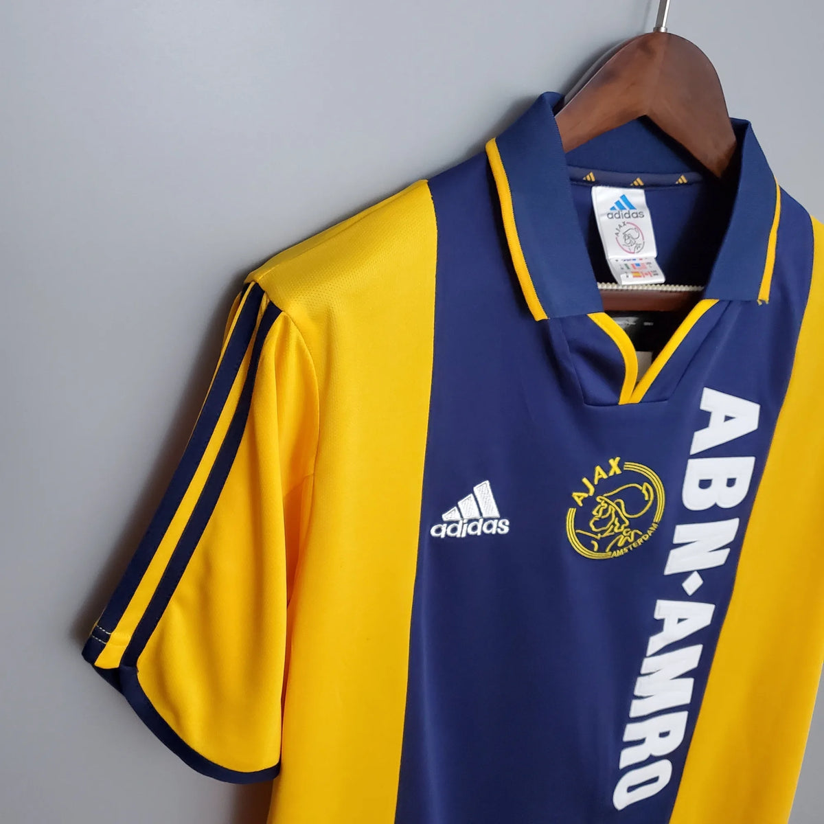 Ajax 00/01 Retro Visitante - Super Golazo Tienda