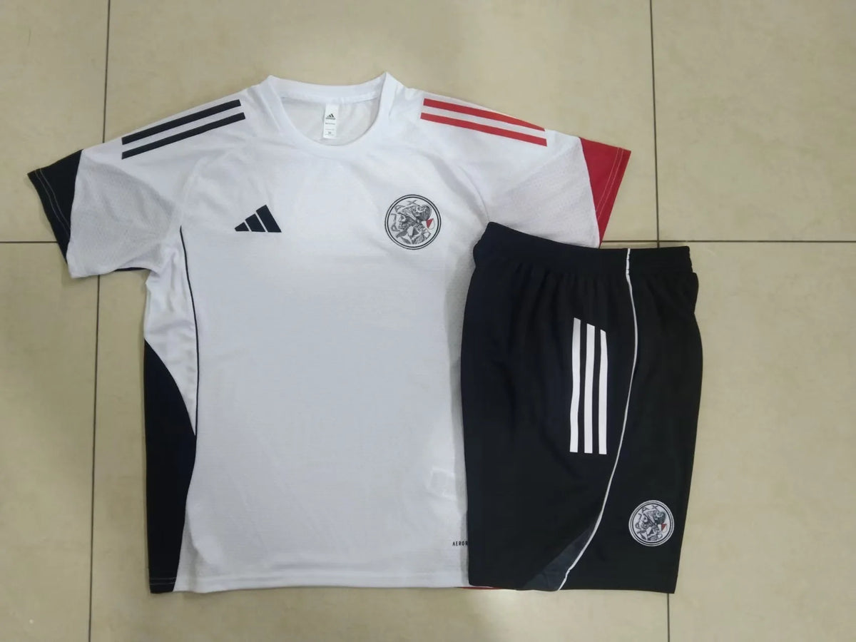 Ajax Camiseta+Pantalón III - Super Golazo Tienda