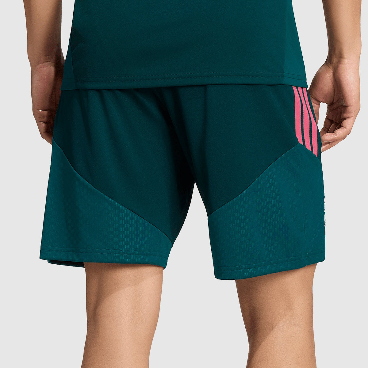 PANTALONES REAL MADRID ENTRENAMIENTO 26/27